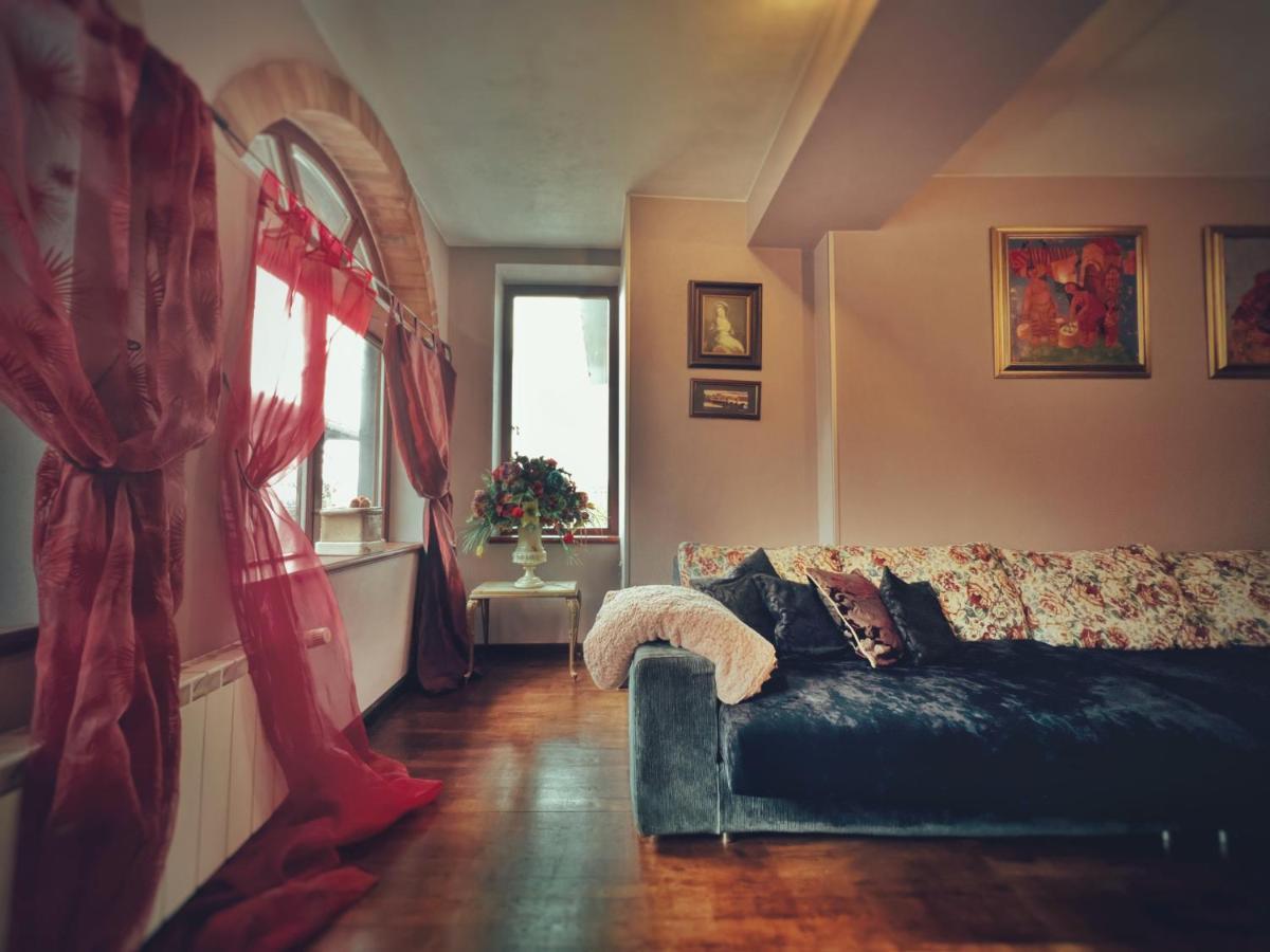 Тhe Bohemian Lodge-Entire House With Sauna Wielkie Tyrnowo Zewnętrze zdjęcie
